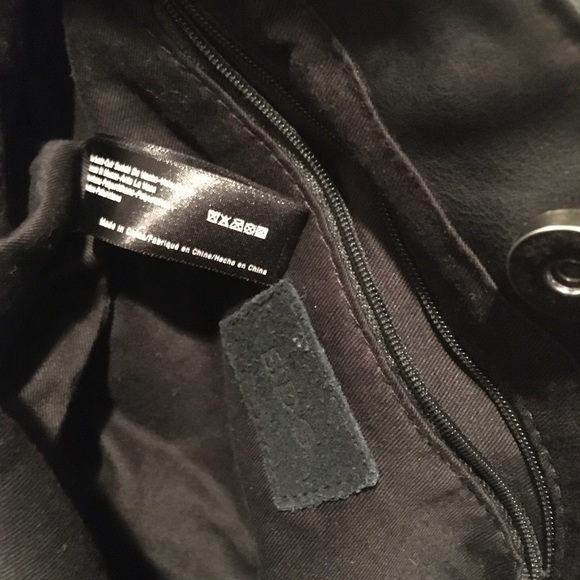 BDG Genuine Suede Bucket Bag - Picture 6 of 11